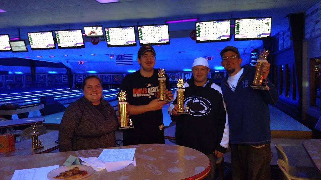 Madsen’s Bowling & Billiards and EJ’s Lounge & Grill | night club | 4700 Dudley St, Lincoln, NE 68503, USA | 4024673249 OR +1 402-467-3249