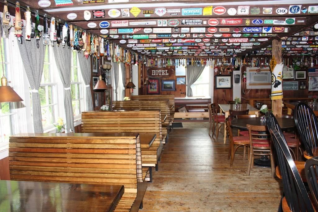 Stone Hearth Inn & Tavern | restaurant | 698 VT-11, Chester, VT 05143, USA | 8028752525 OR +1 802-875-2525