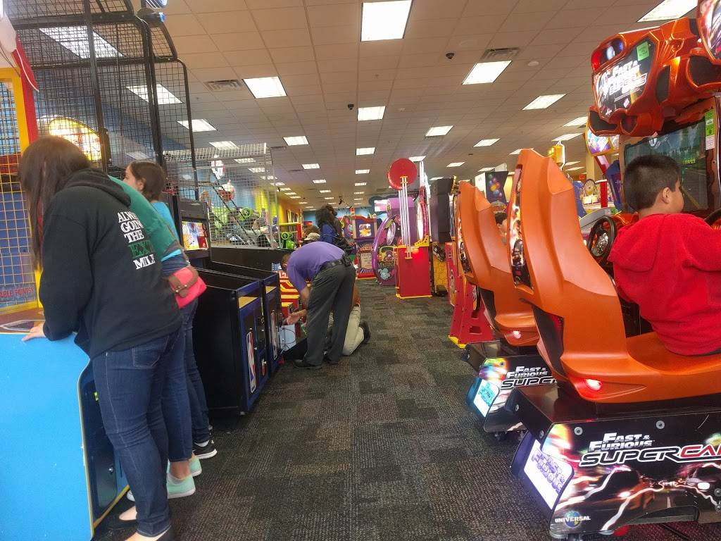 Chuck E. Cheeses | restaurant | 41 W Rand Rd, Arlington Heights, IL 60004, USA | 8475778801 OR +1 847-577-8801