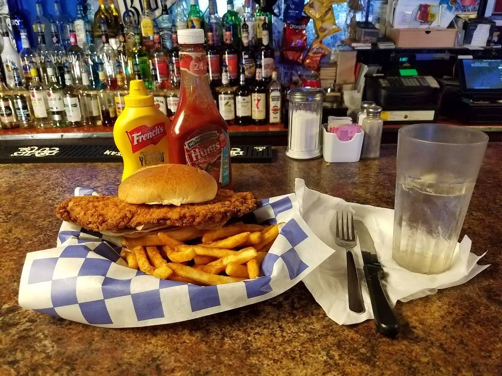 Blue Moon Bar & Grill | restaurant | 908 Main St, Hamburg, IA 51640, USA | 7123821323 OR +1 712-382-1323