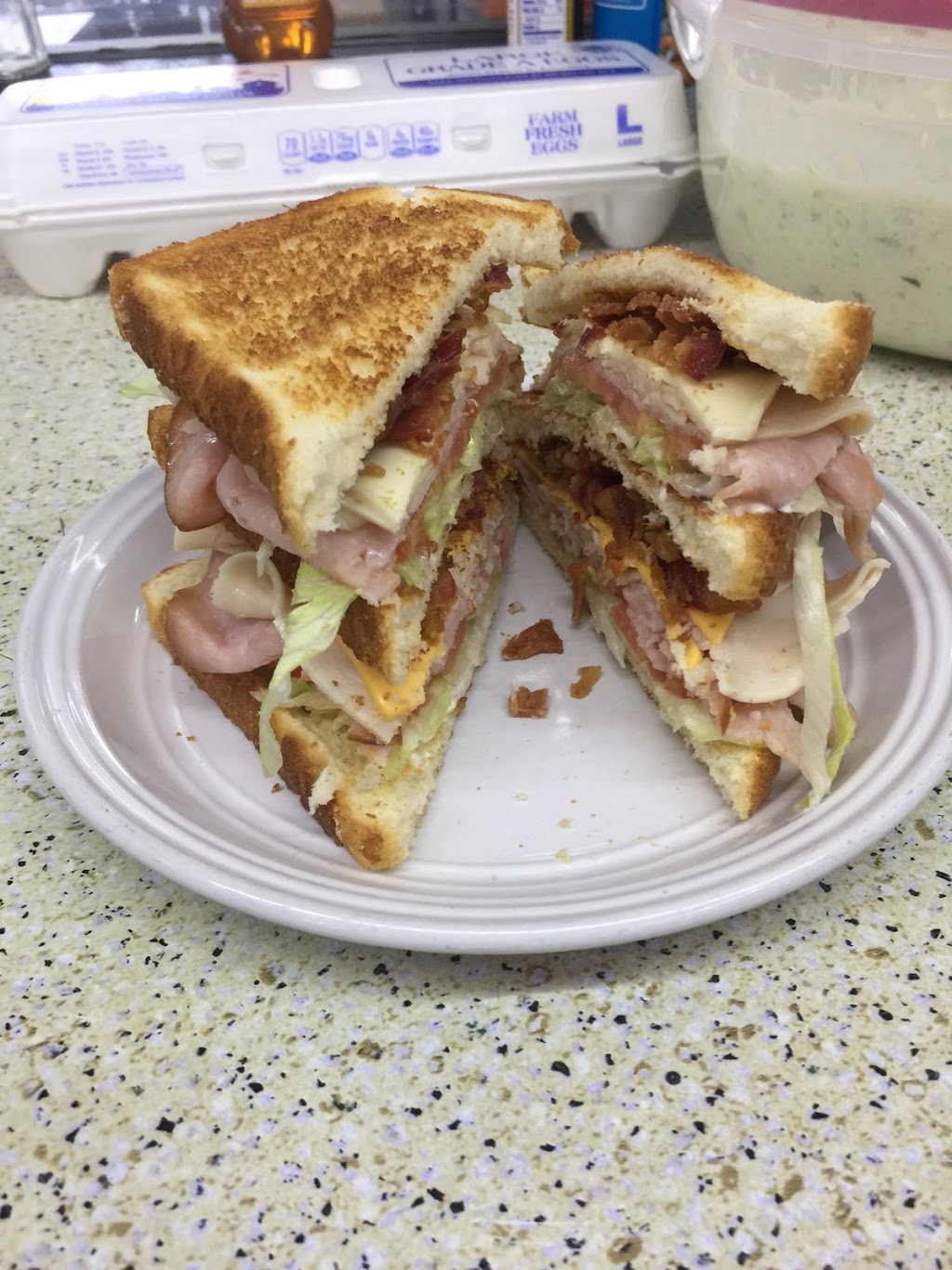 THE CORNER STORE | restaurant | 114 Levee Rd, Mt Sterling, KY 40353, USA | 8594980580 OR +1 859-498-0580