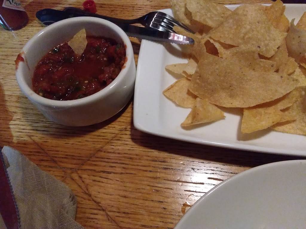 Applebees Grill + Bar | restaurant | 2600 Menaul Blvd NE, Albuquerque, NM 87107, USA | 5058832846 OR +1 505-883-2846