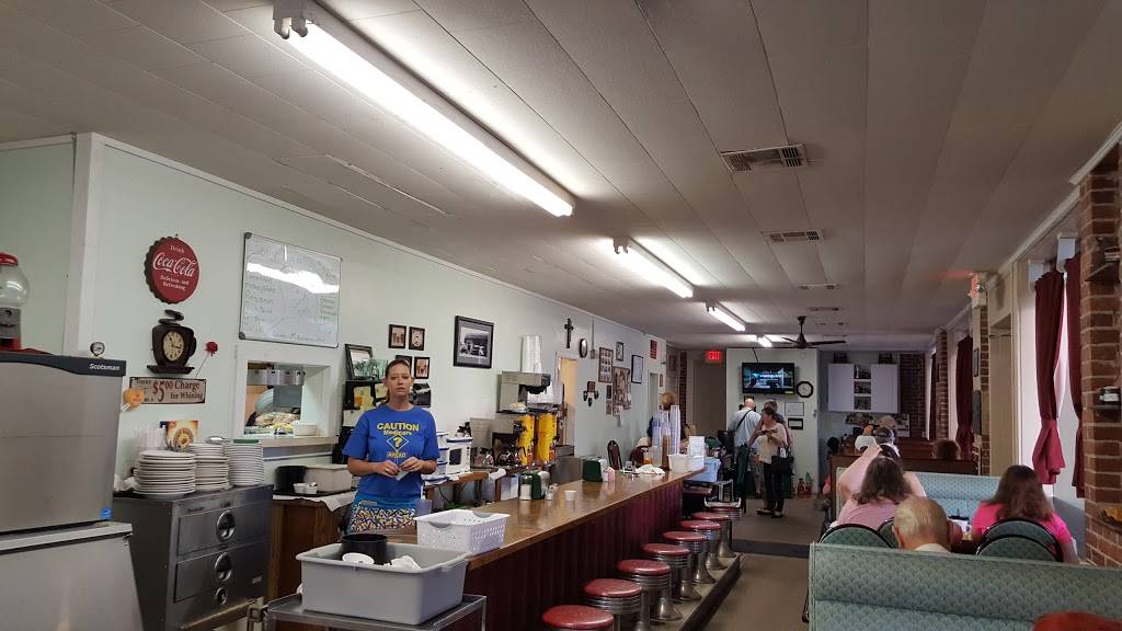 Bus Station Cafe | cafe | 411 E Broadway, Seminole, OK 74868, USA | 4053829997 OR +1 405-382-9997