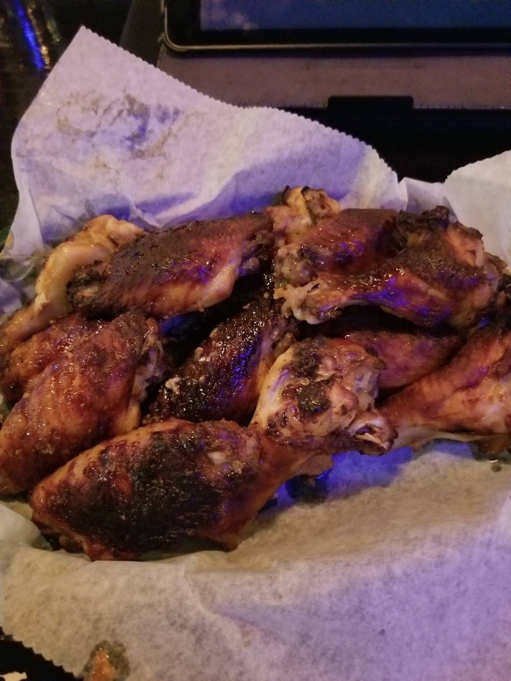 Holloways Irish Pub | restaurant | 6909 SW 18th St, Boca Raton, FL 33433, USA | 5616202318 OR +1 561-620-2318