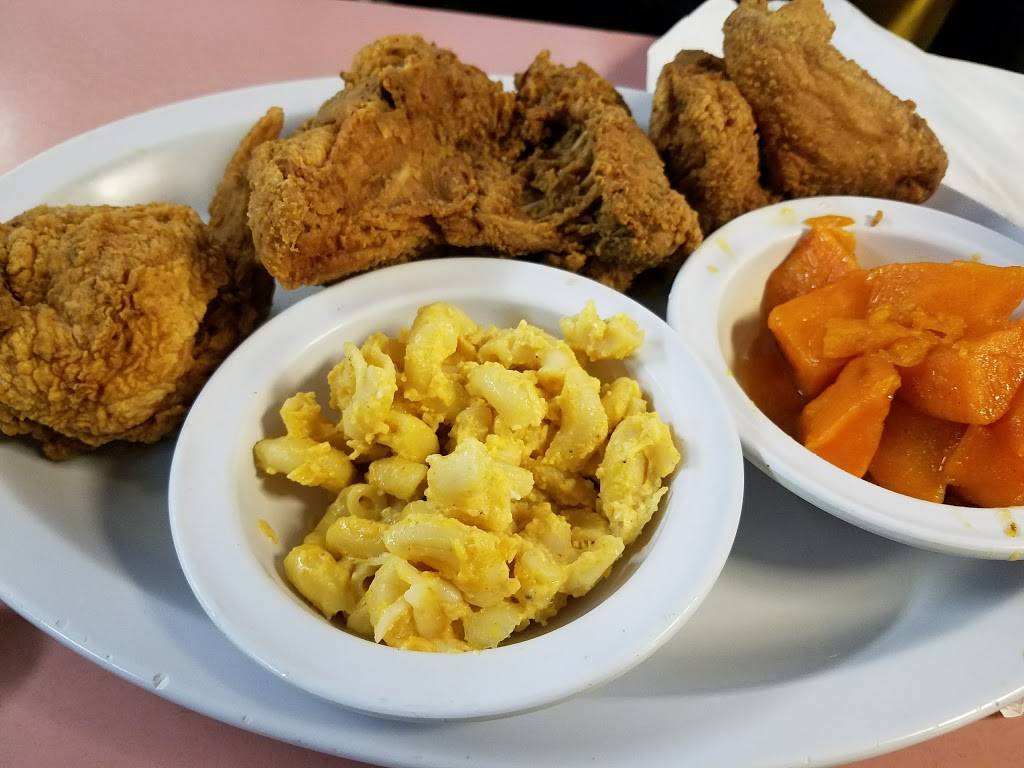 Bettys Soulfood Restaurant | restaurant | 601 NW 22nd Rd, Fort Lauderdale, FL 33311, USA | 9545839121 OR +1 954-583-9121