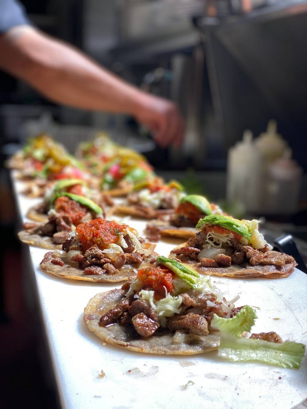 Cocina Mayah | restaurant | 2909 16th St, San Francisco, CA 94103, USA | 4158171696 OR +1 415-817-1696