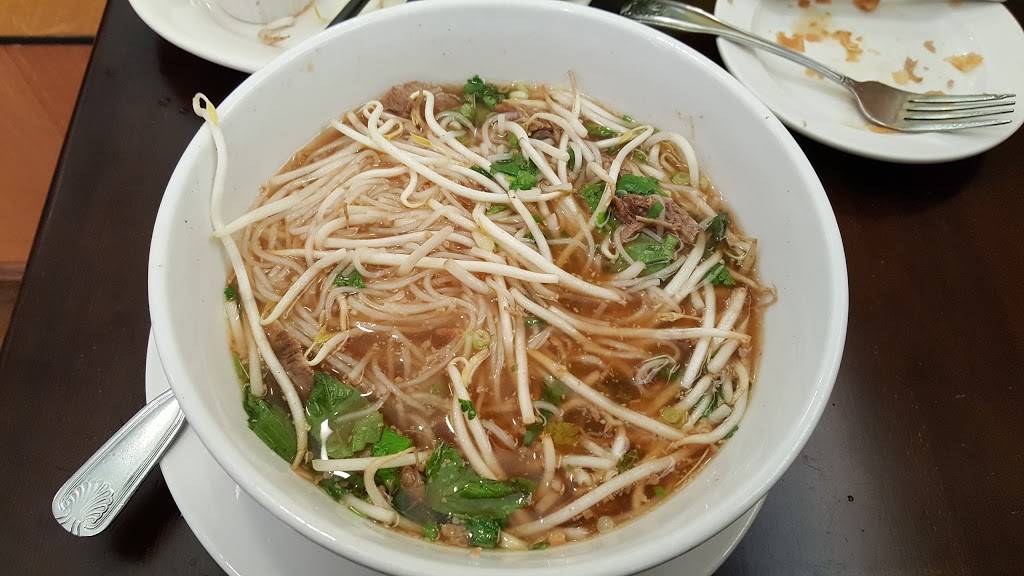 Bangkok St | restaurant | 7687 Montgomery Rd, Cincinnati, OH 45236, USA | 5137917565 OR +1 513-791-7565