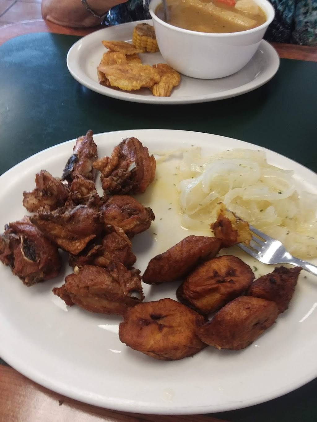 Crazy Pollo | restaurant | 5756 Dahlia Dr, Orlando, FL 32807, USA | 4072770926 OR +1 407-277-0926