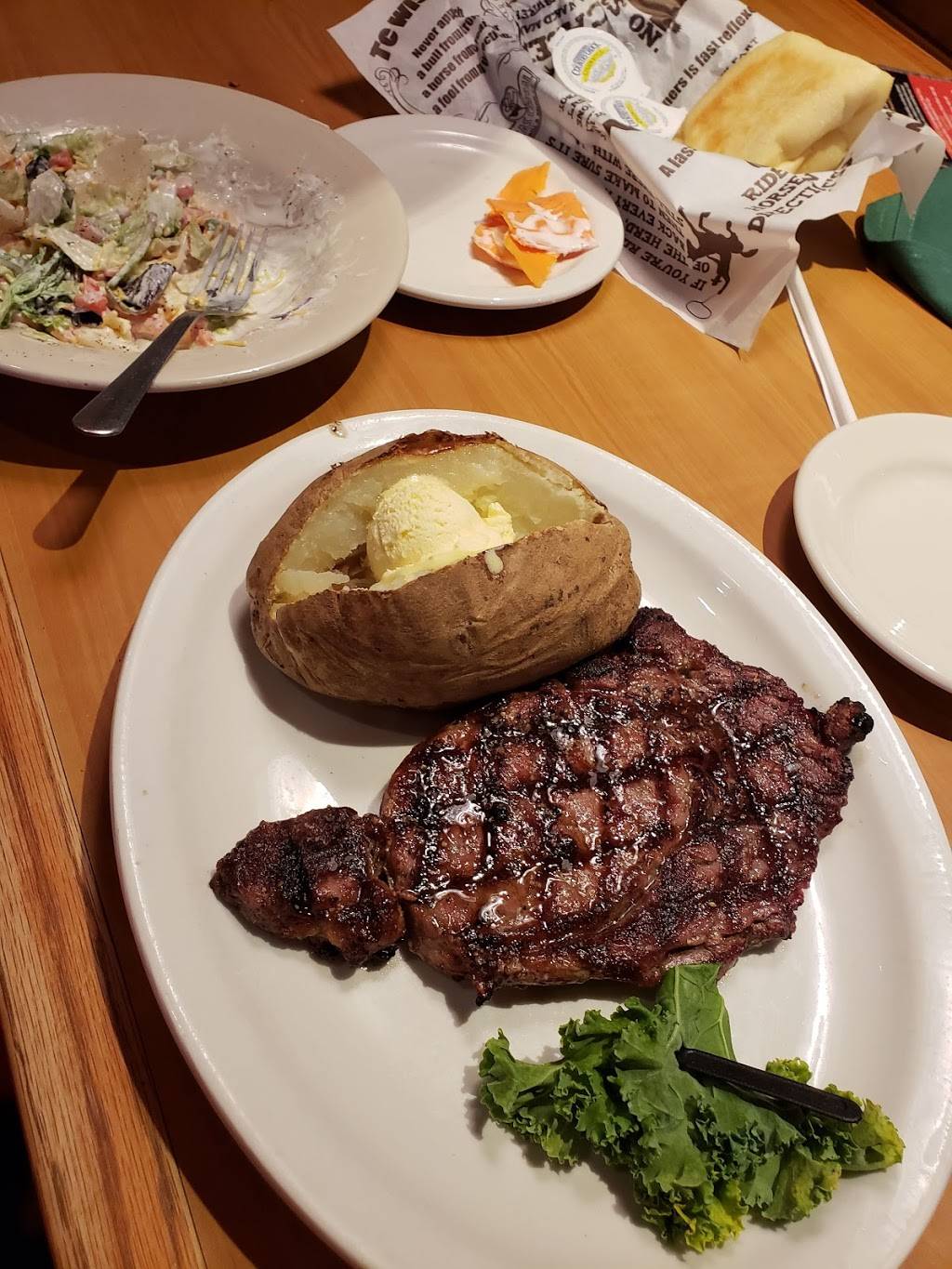 Texas Corral | restaurant | 6616 95th St, Oak Lawn, IL 60453, USA | 7084598761 OR +1 708-459-8761