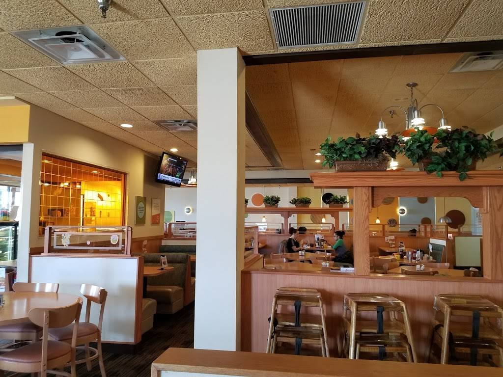 Village Inn | bakery | 1995 W Lumsden Rd, Brandon, FL 33511, USA | 8136577382 OR +1 813-657-7382