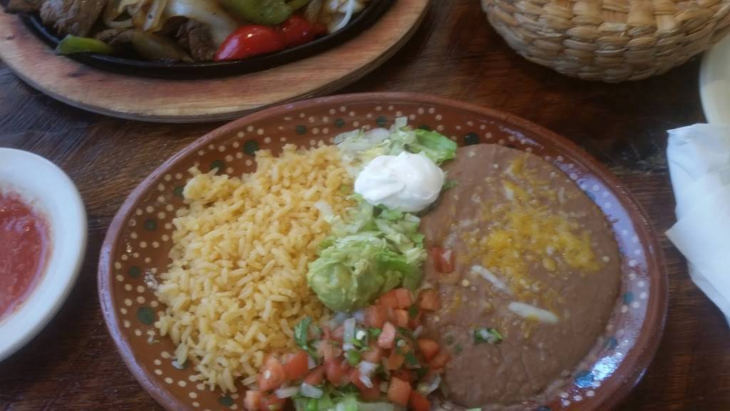 Cazadores Mexican Restaurant | restaurant | 710 S Kerr Blvd, Sallisaw, OK 74955, USA | 9187760777 OR +1 918-776-0777