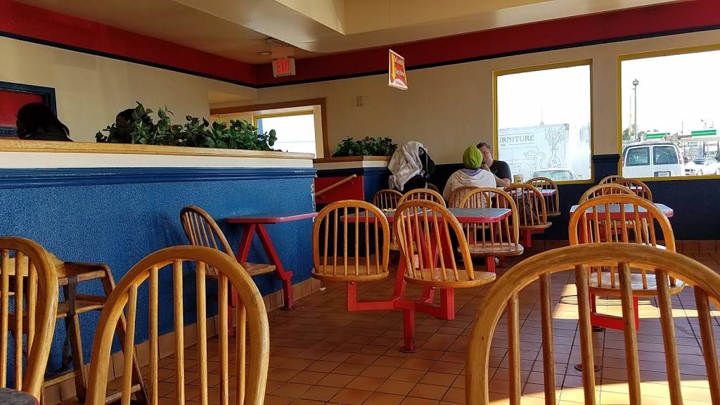 Jack Pirtles Chicken | restaurant | 2520 Mt Moriah Rd, Memphis, TN 38115, USA | 9015650203 OR +1 901-565-0203