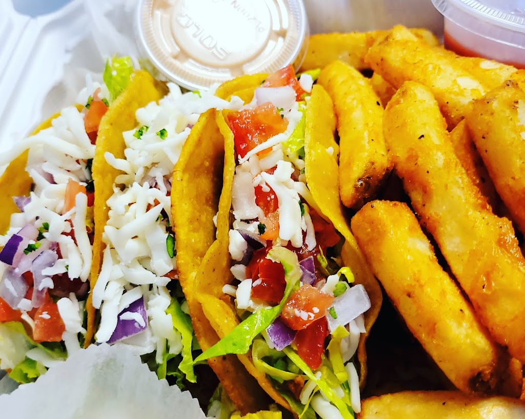 Cooyah catering Food Trailer | restaurant | 198 Poospatuck Ln, Mastic, NY 11950, USA | 6315031106 OR +1 631-503-1106