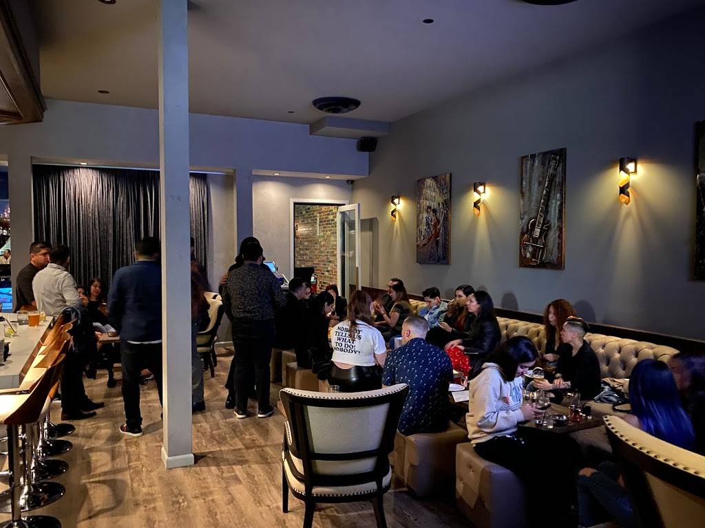 The Renegade | restaurant | 11136 W Magnolia Blvd, North Hollywood, CA 91601, USA | 8188243870 OR +1 818-824-3870