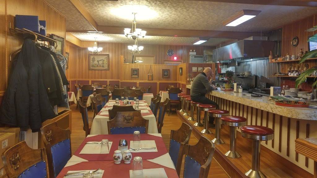 Coronet Pizza | restaurant | 1671 Rue Poirier, Saint-Laurent, QC H4L 1J2, Canada | 5147445847 OR +1 514-744-5847