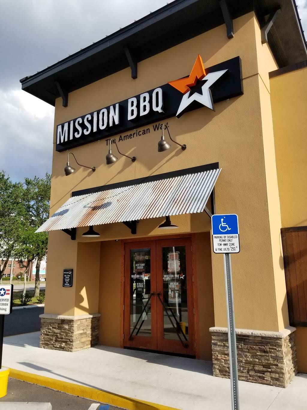 MISSION BBQ | restaurant | 13612 Bruce B Downs Blvd, Tampa, FL 33613, USA | 8134439443 OR +1 813-443-9443