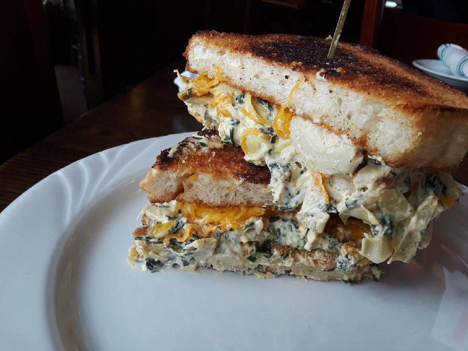 The Tavern at Keney Park | restaurant | 171 Windsor Ave, Windsor, CT 06095, USA | 8607570658 OR +1 860-757-0658