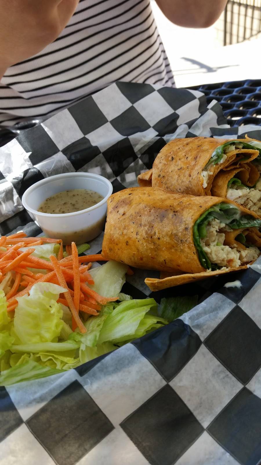 Clean Eatz | restaurant | 229 Westwood Shopping Center, Fayetteville, NC 28314, USA | 9108683438 OR +1 910-868-3438