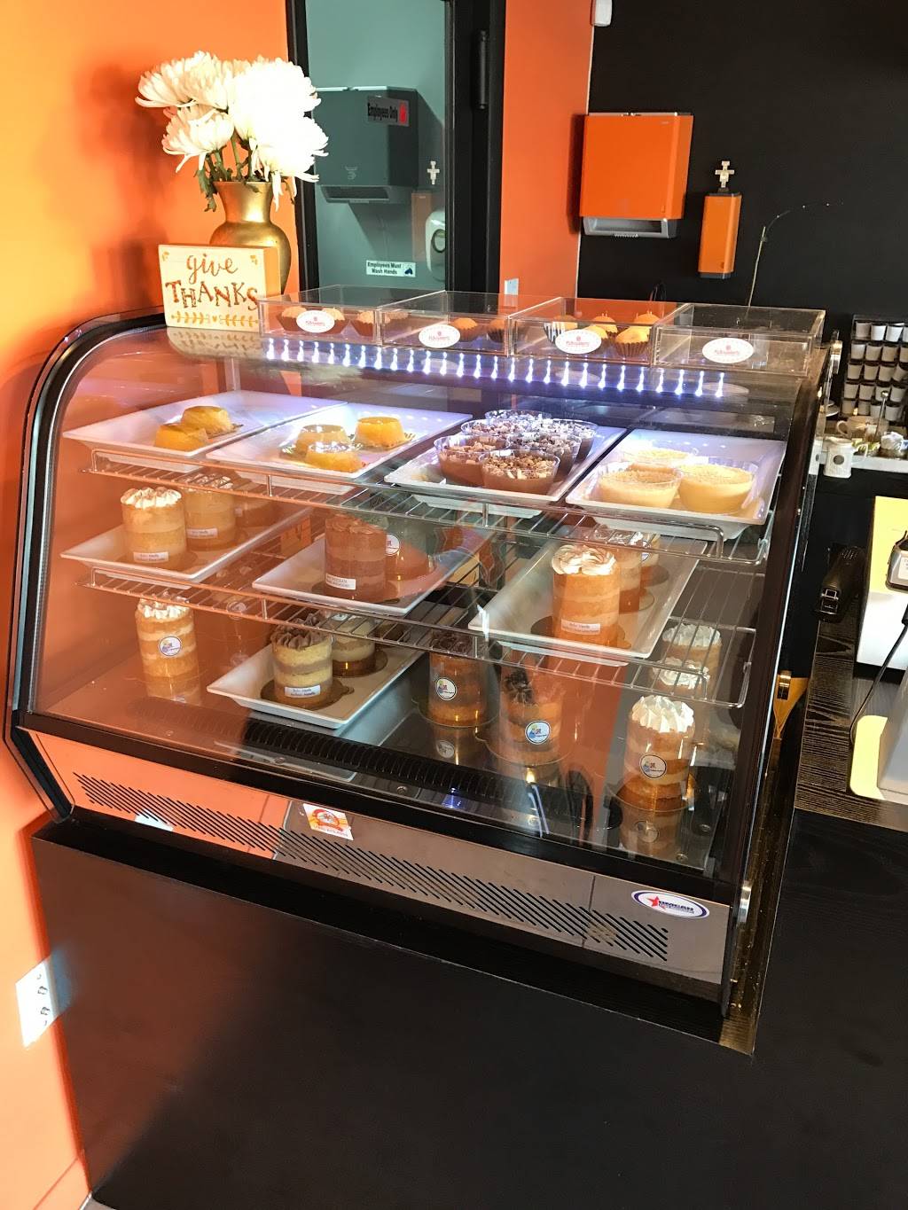 Sfihas House | bakery | 2224 NE 123rd St, North Miami, FL 33181, USA | 7866154555 OR +1 786-615-4555