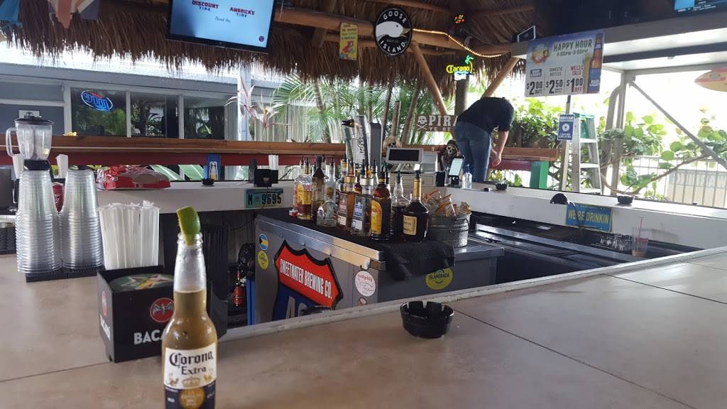 The Tipsy Parrot | restaurant | 1200 SE Federal Hwy, Stuart, FL 34994, USA | 7722669689 OR +1 772-266-9689