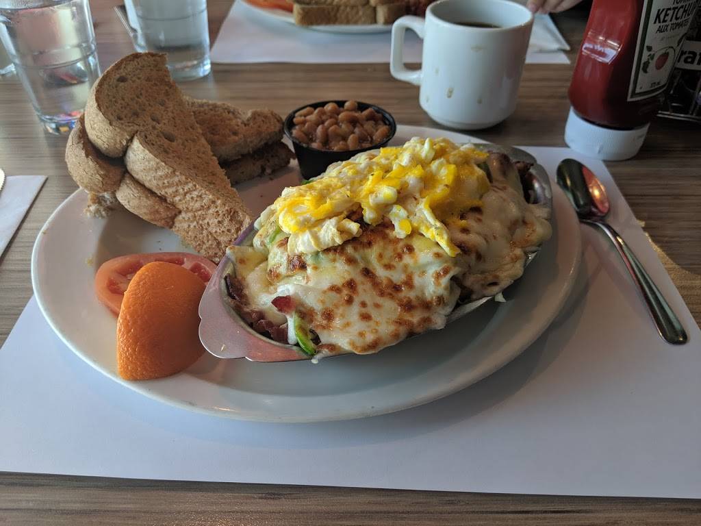 Restaurant Saint-Germain | meal takeaway | 2750 Ch Ste-Foy, Québec, QC G1V 1V6, Canada | 4186586067 OR +1 418-658-6067