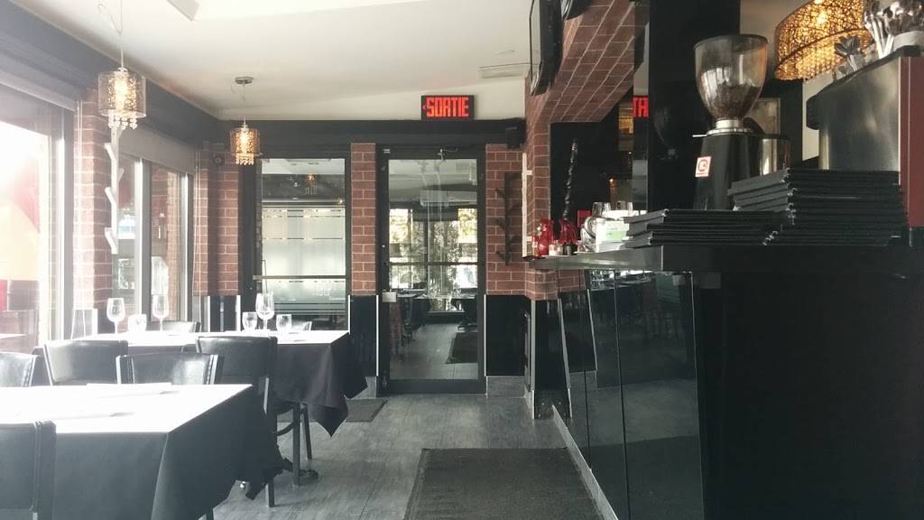 Mammina Pizzeria | restaurant | 4972 Boulevard Léger, Montréal-Nord, QC H1G 1J6, Canada | 5149034433 OR +1 514-903-4433