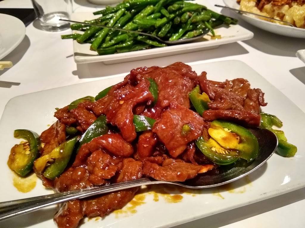 New Moon Restaurant | restaurant | 28281 Newhall Ranch Rd, Valencia, CA 91355, USA | 6612574321 OR +1 661-257-4321