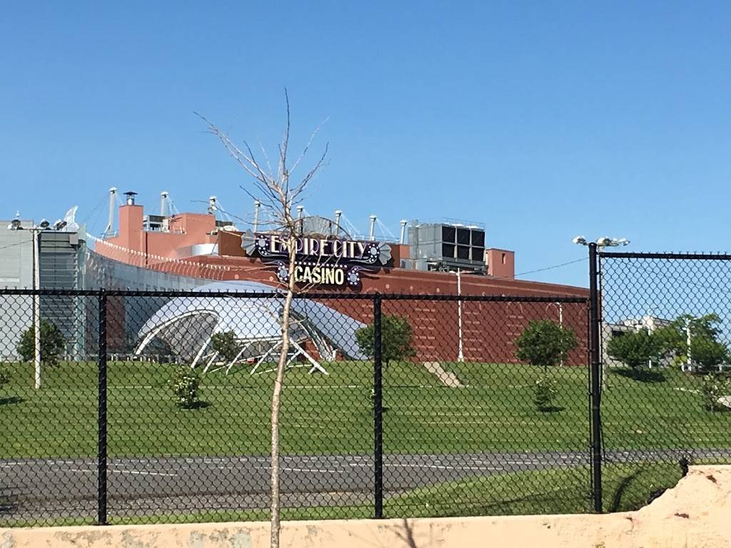 Empire City Casino | restaurant | 810 Yonkers Ave, Yonkers, NY 10704, USA | 9149684200 OR +1 914-968-4200