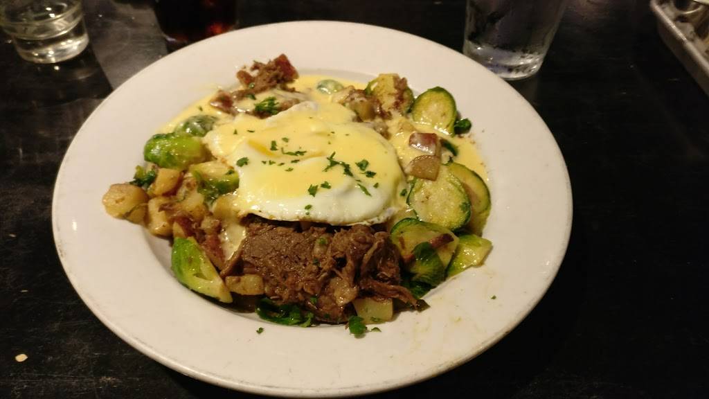 LOCAL On The Square | restaurant | 2126 Madison Ave, Memphis, TN 38104, USA | 9017251845 OR +1 901-725-1845