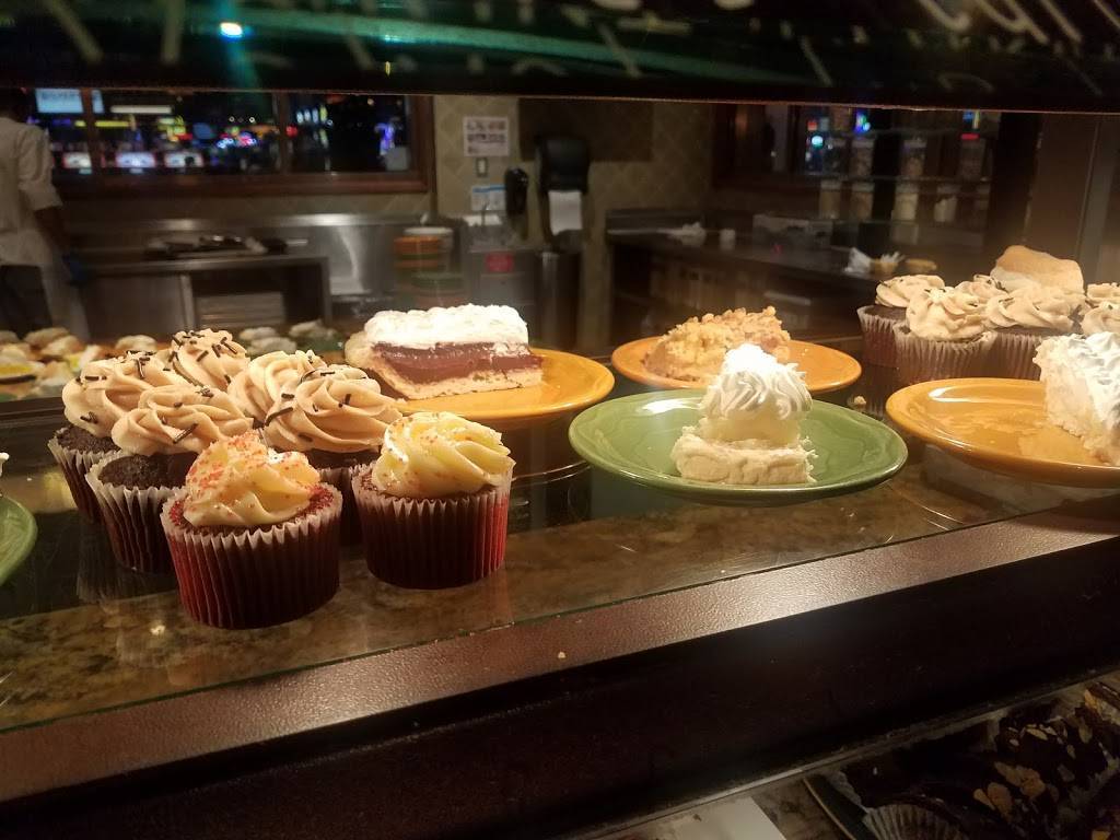 Seasons Live Action Buffet | restaurant | 3333 Blue Diamond Rd, Las Vegas, NV 89139, USA | 7029148545 OR +1 702-914-8545