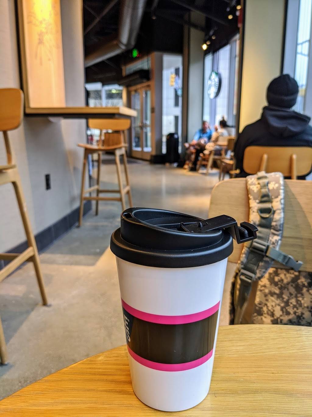 Starbucks | cafe | 364 E Market St, Indianapolis, IN 46204, USA | 3176358950 OR +1 317-635-8950