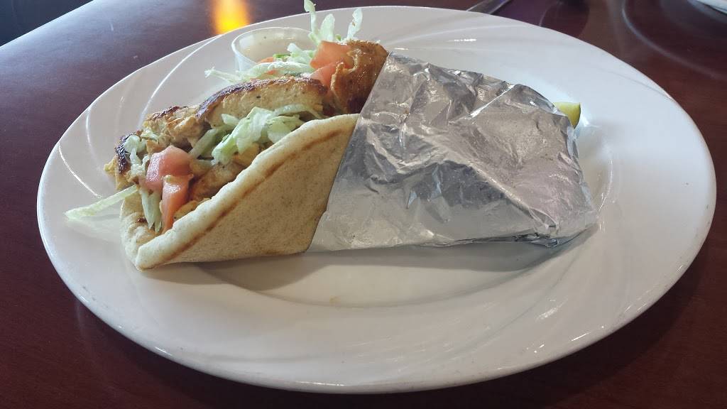 Marios Golden Nugget | restaurant | 1055 S Lapeer Rd, Oxford, MI 48371, USA | 2486282503 OR +1 248-628-2503