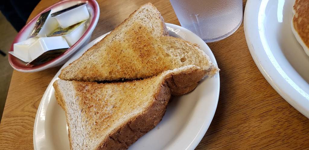 Woodys Cafe | restaurant | 235 N Pontiac Trail, Walled Lake, MI 48390, USA | 2486244379 OR +1 248-624-4379