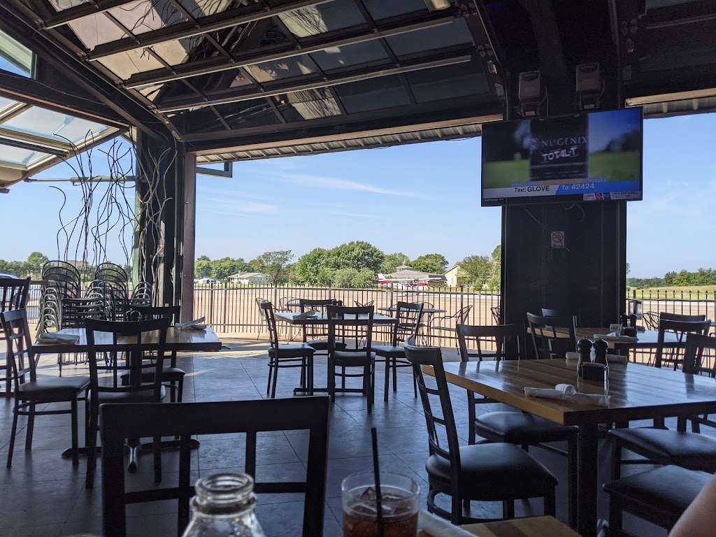 Stearman Field Bar & Grill | restaurant | 14789 SW 30th St, Benton, KS 67017, USA | 3167781612 OR +1 316-778-1612