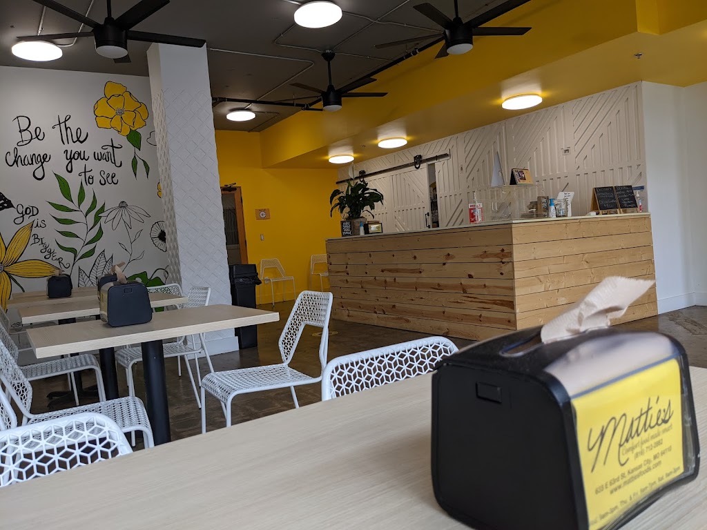 Matties Foods: | restaurant | 633 E 63rd St #110, Kansas City, MO 64110, USA | 8167122887 OR +1 816-712-2887