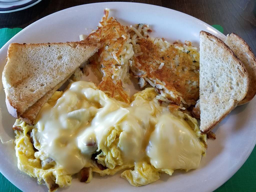 Duffys Diner | restaurant | 8 Knipe Rd, Haverhill, MA 01835, USA | 9788913656 OR +1 978-891-3656