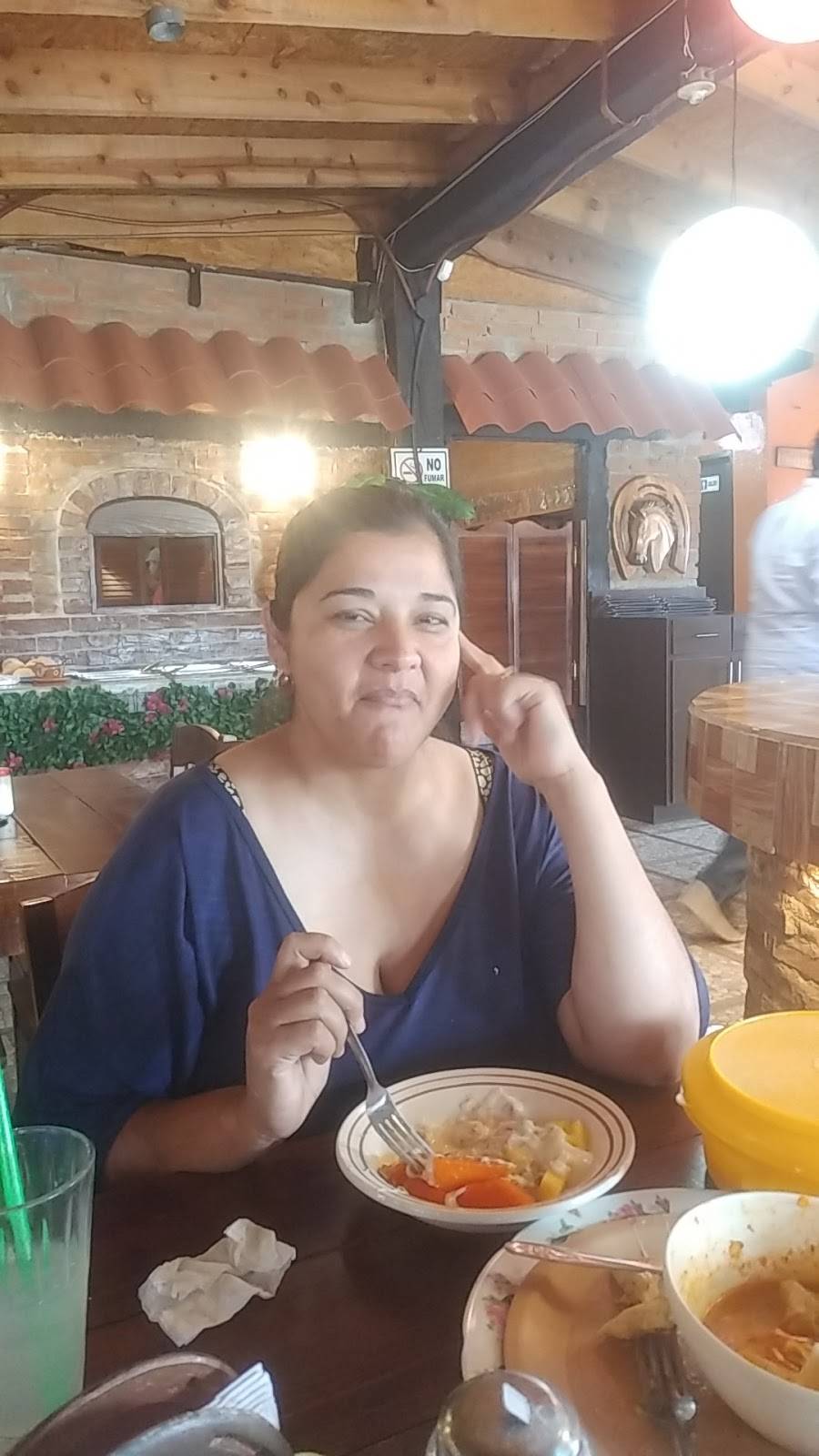 Restaurant El Rancho | restaurant | México 2, Parcelas Ejido Zaragoza, 32500 Cd Juárez, B.C., Mexico | 016563919090 OR +52 656 391 9090