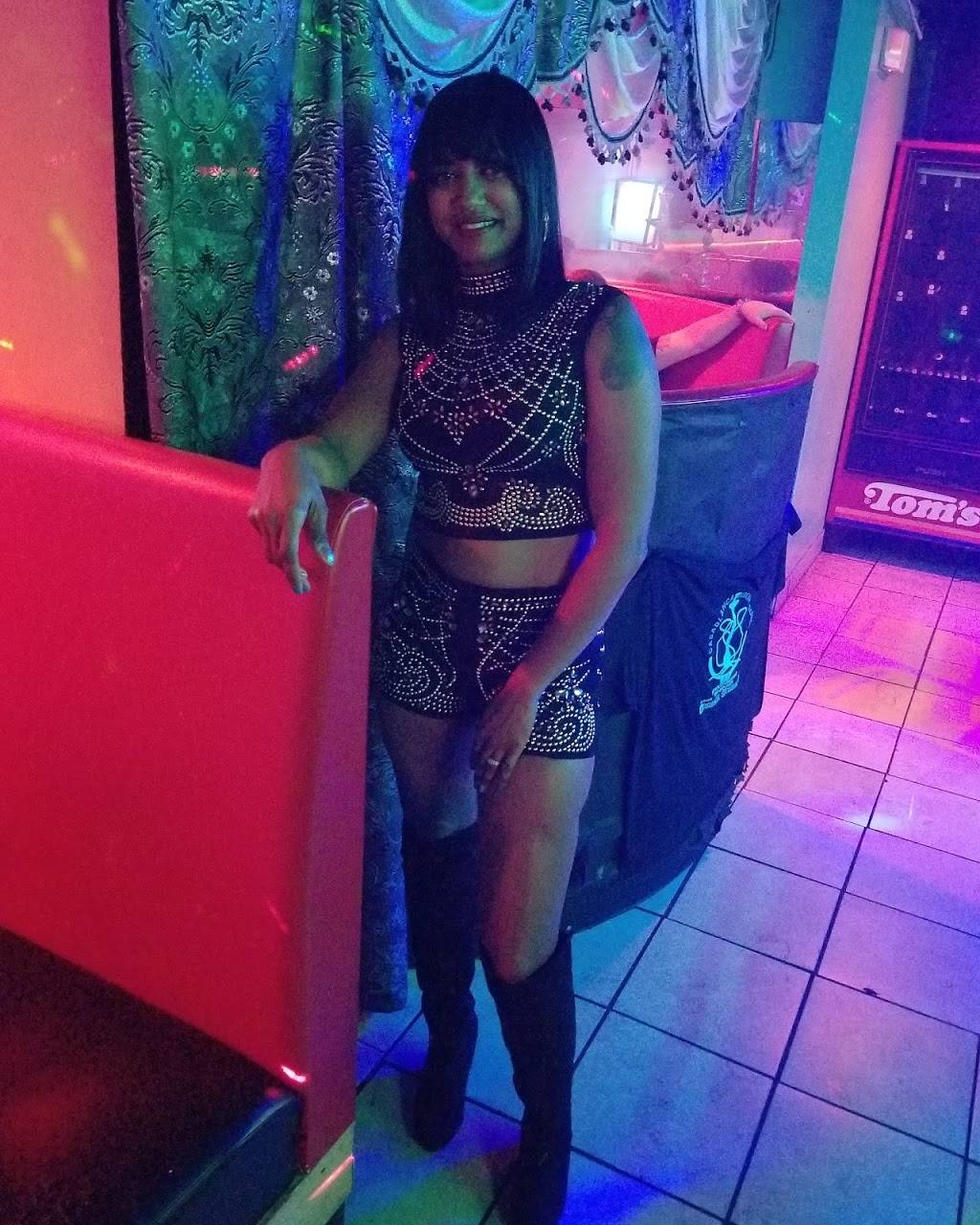 Casablanca Hookah Lounge | restaurant | 287 S Limestone, Lexington, KY 40508, USA | 8596870337 OR +1 859-687-0337