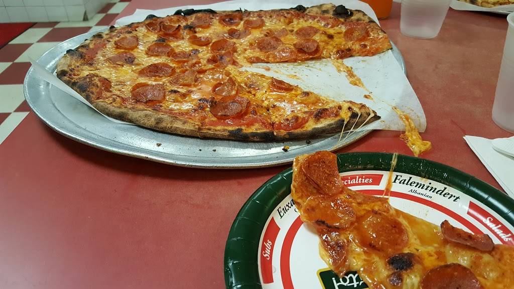 Olde World Apizza | restaurant | 1957 Whitney Ave, North Haven, CT 06473, USA | 2032878820 OR +1 203-287-8820