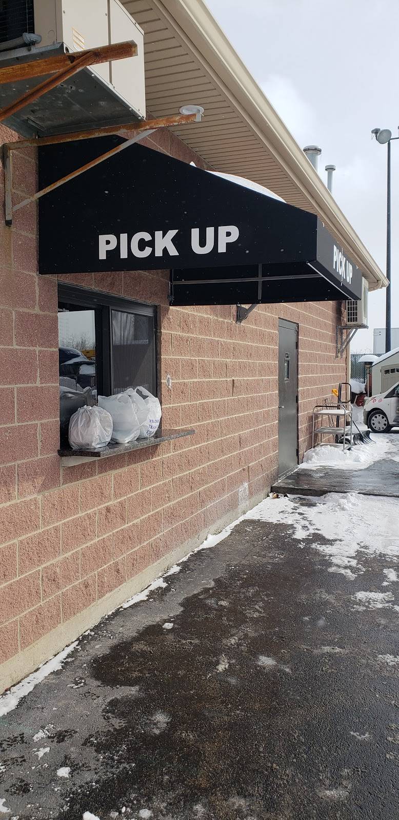 Stefan Grill | cafe | 7101 Santa Fe Dr, Hodgkins, IL 60525, USA | 7085790621 OR +1 708-579-0621