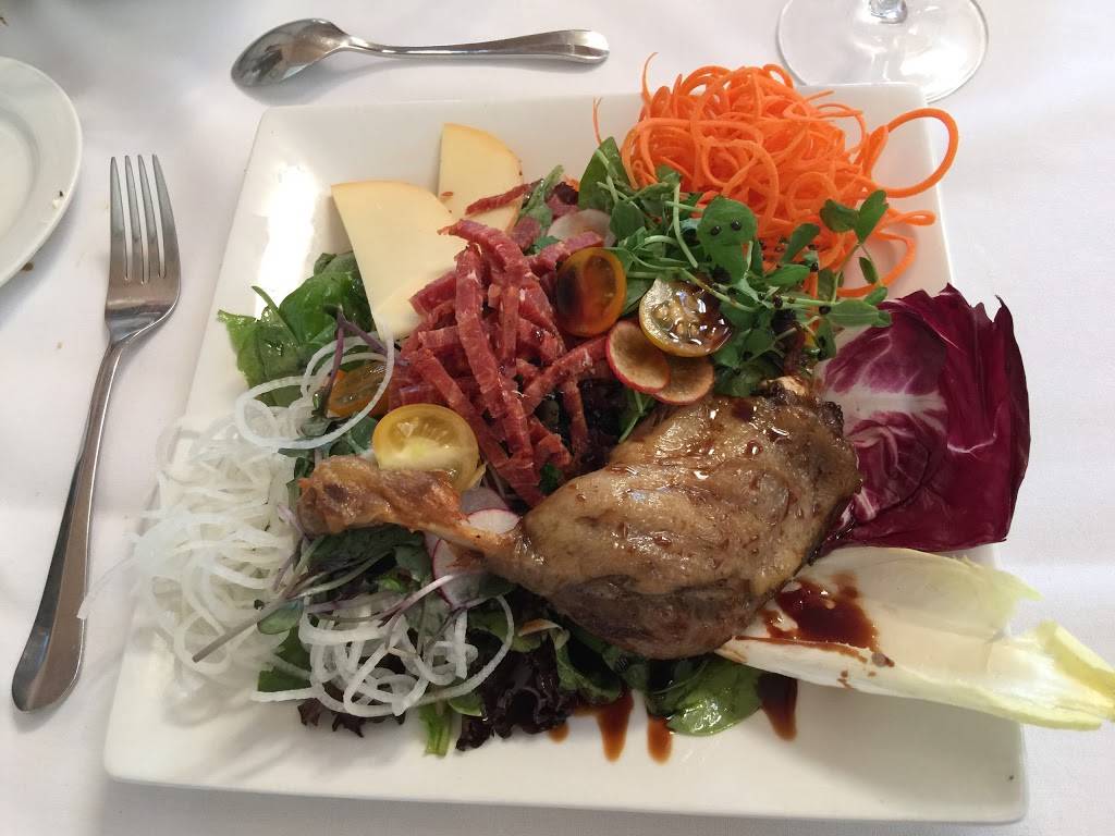 Restaurant LHuile dOlive | restaurant | 353 Montée du Lac des 31 Miles, Bouchette, QC J0X 1E0, Canada | 8194652625 OR +1 819-465-2625