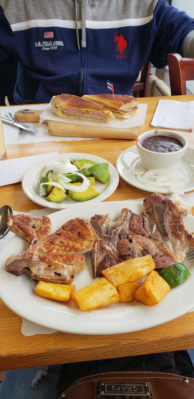 El Artesano Restaurant | cafe | 4101 Bergenline Ave, Union City, NJ 07087, USA | 2018677341 OR +1 201-867-7341