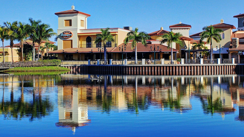 Bokampers Sports Bar & Grill | restaurant | 8001 Plaza del Lago Dr, Estero, FL 33928, USA | 2399927611 OR +1 239-992-7611