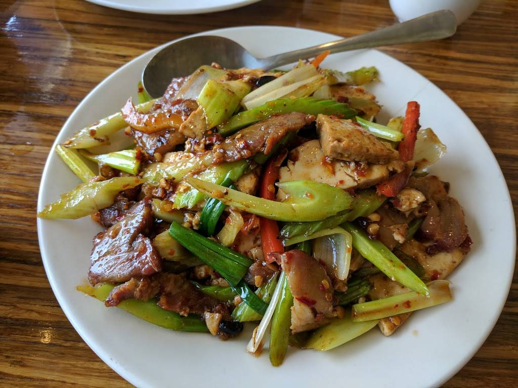 Henrys Hunan | restaurant | 1708 Church St, San Francisco, CA 94131, USA | 4158269189 OR +1 415-826-9189