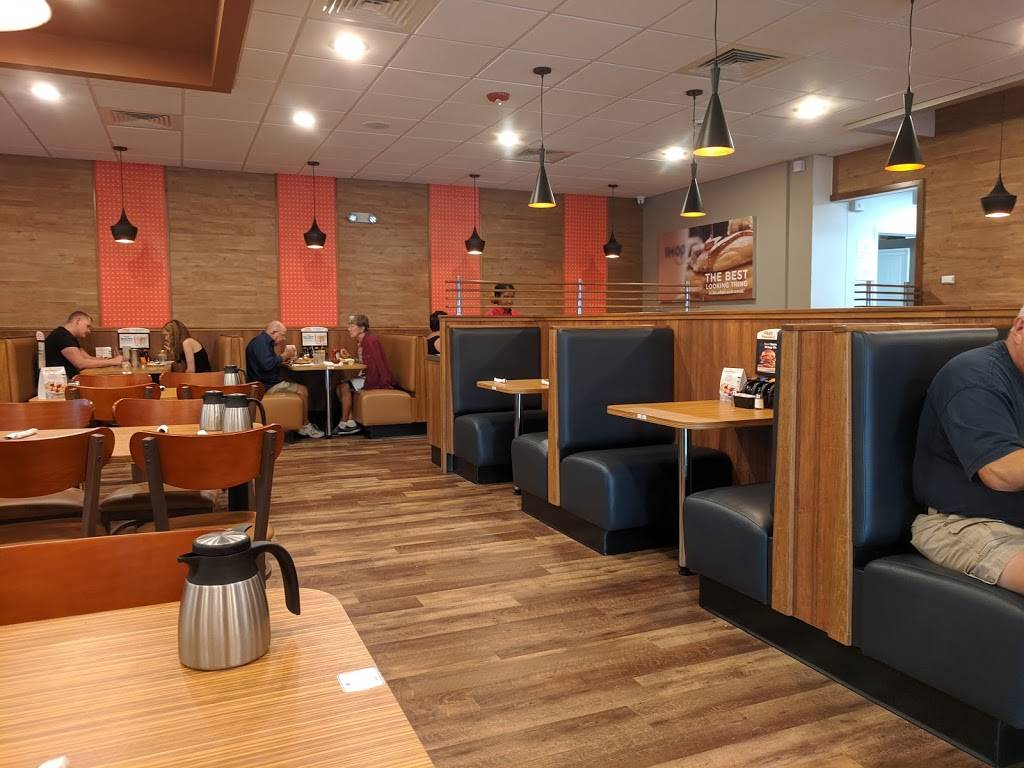 IHOP | restaurant | 8201 N Wickham Rd, Melbourne, FL 32940, USA | 3214269655 OR +1 321-426-9655