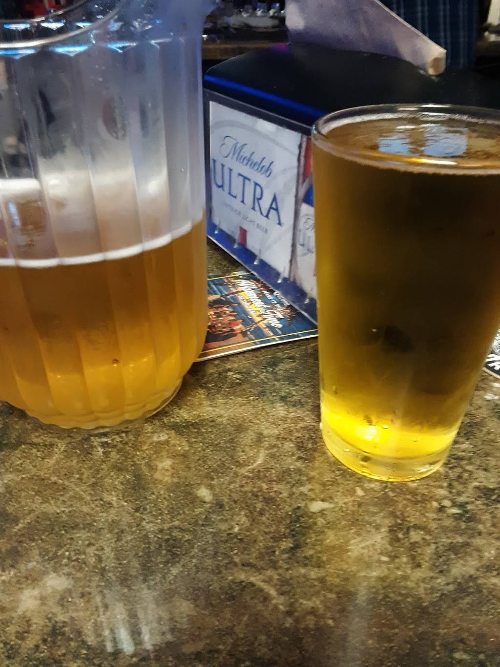 Family Pizza & Cocktail Lounge | restaurant | 2921 E Whitmore Ave, Ceres, CA 95307, USA | 2095374791 OR +1 209-537-4791