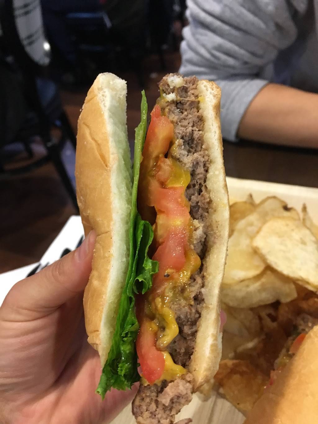 The Local | restaurant | John F. Kennedy International Airport Queens, NY 11430 Post Sec - T1, Queens, NY 11430, USA | 9082824800 OR +1 908-282-4800