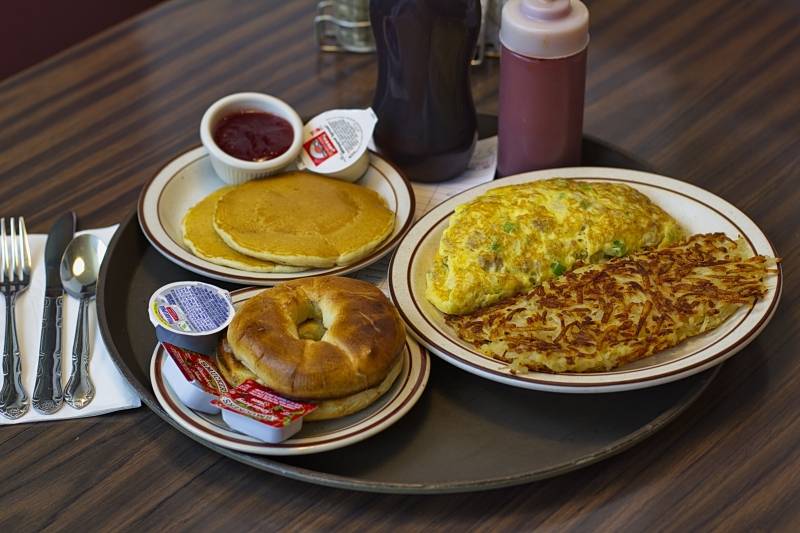 The Pancake House | restaurant | 185 Capital Ave SW, Battle Creek, MI 49037, USA | 2699646790 OR +1 269-964-6790