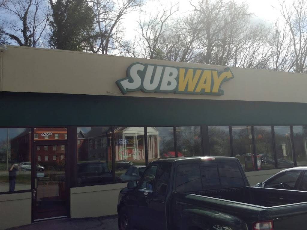 Subway Restaurants | restaurant | 7026 E Brainerd Rd, Chattanooga, TN 37421, USA | 4234996303 OR +1 423-499-6303