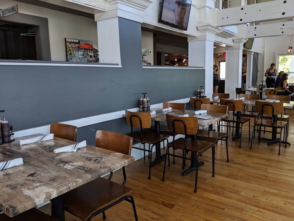 Saltwater Cowboys | restaurant | 130 Mill St, Mt Pleasant, SC 29464, USA | 8438560700 OR +1 843-856-0700